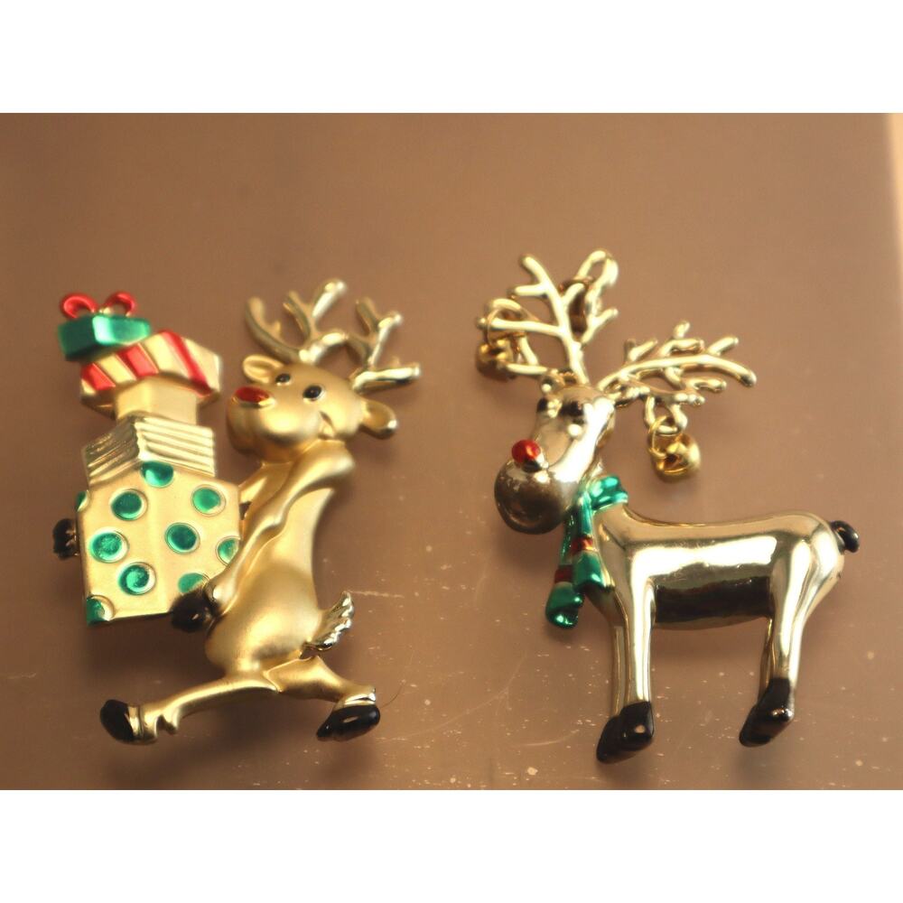 Vintage AJC Reindeer Christmas Brooches with Gifts and Bells 2
